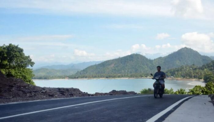 Tuntaskan Pengaspalan Jalan Pasar Baru-Alahan Panjang Tahun Ini, Pemprov Anggarkan Rp38 Miliar