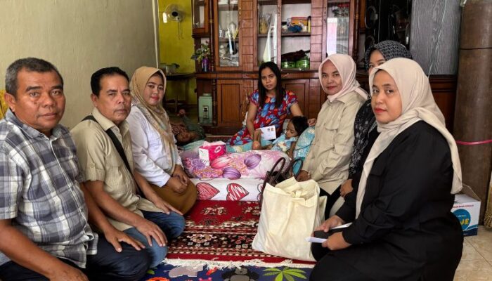 Andre Rosiade Bantu Bocah Penderita Lipoma di Bungus Teluk Kabung