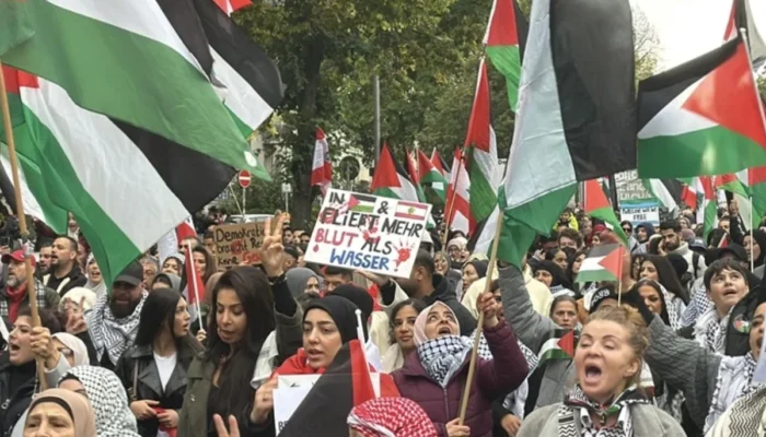 Survei: Israel dan AS Jadi Negara Paling Tidak Disukai WNI, Publik Dukung Rusia Jika Perang Pecah