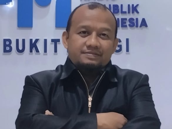 Dosen UIN Bukittinggi Tomi Hendra