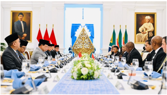 Makan Siang Presiden Indonesia dan Afrika Selatan : Prabowo Berdiplomasi Dengan Hidangan Tradisional Indonesia