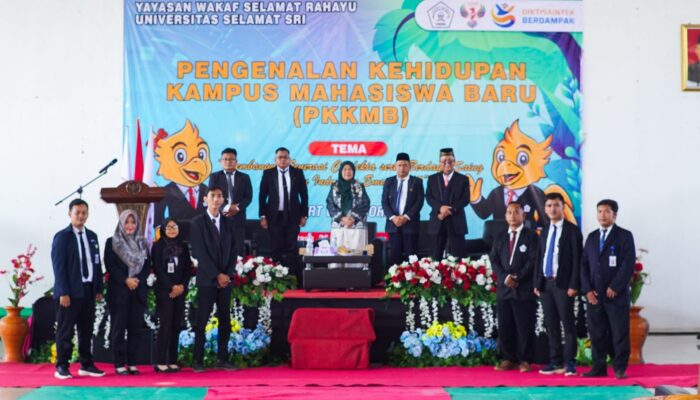 UNISS Batang Siapkan Mahasiswa Baru Jadi Insan Unggul Berdaya Saing Global