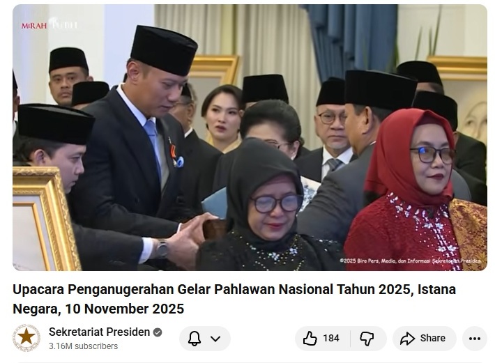Ahli waris Jenderal TNI Purn. Sarwo Edhie Wibowo, Penerima Gelar Pahlawan Nasional. (Tangkapan layar saluran resmi Sekretariat Presiden di YouTube, @SekretariatPresiden)