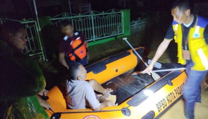 BPBD Kota Padang Sebut 5 Warga Termasuk Bayi 3 Bulan Meninggal Dunia Akibat Banjir