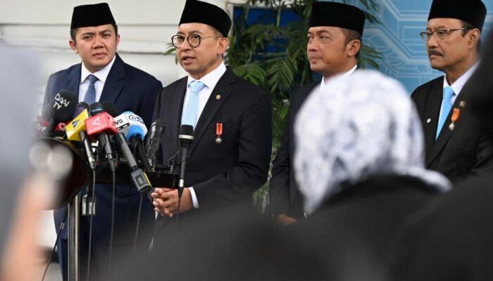 Soeharto Terima Gelar Pahlawan Nasional, Menbud Fadli Zon Sebut Berdasarkan Fakta Sejarah Perjuangannya dalam Berbagai Bidang