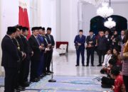 Pelantikan Komisi Percepatan Reformasi Polri di Istana Merdeka, Jakarta. (Foto: Dok. BPMI Setpres)