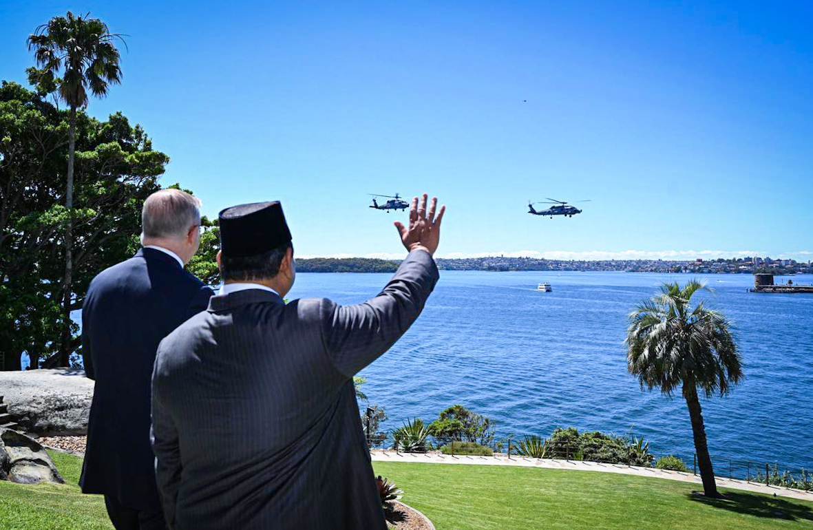 Presiden Prabowo Subianto menggelar pertemuan empat mata dengan PM Australia Anthony Albanese di Kirribilli House, Sydney, pada Rabu, 12 November 2025. (Foto: Dok. BPMI Setpres/Cahyo)