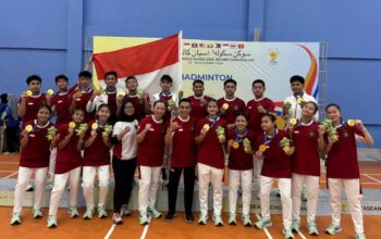 Pelajar Indonesia Sapu Bersih Emas Beregu Bulu Tangkis ASEAN School Games 2025