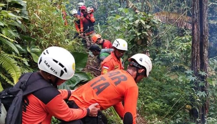 Longsor Terjang Banjarnegara, BNPB Sebut 27 Warga Diduga Masih Tertimbun