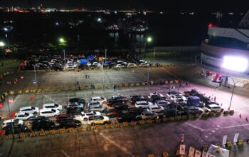 Ilustrasi antrean kendaraan di gerbang jalan tol. (Foto: Dok. Kemenhub)