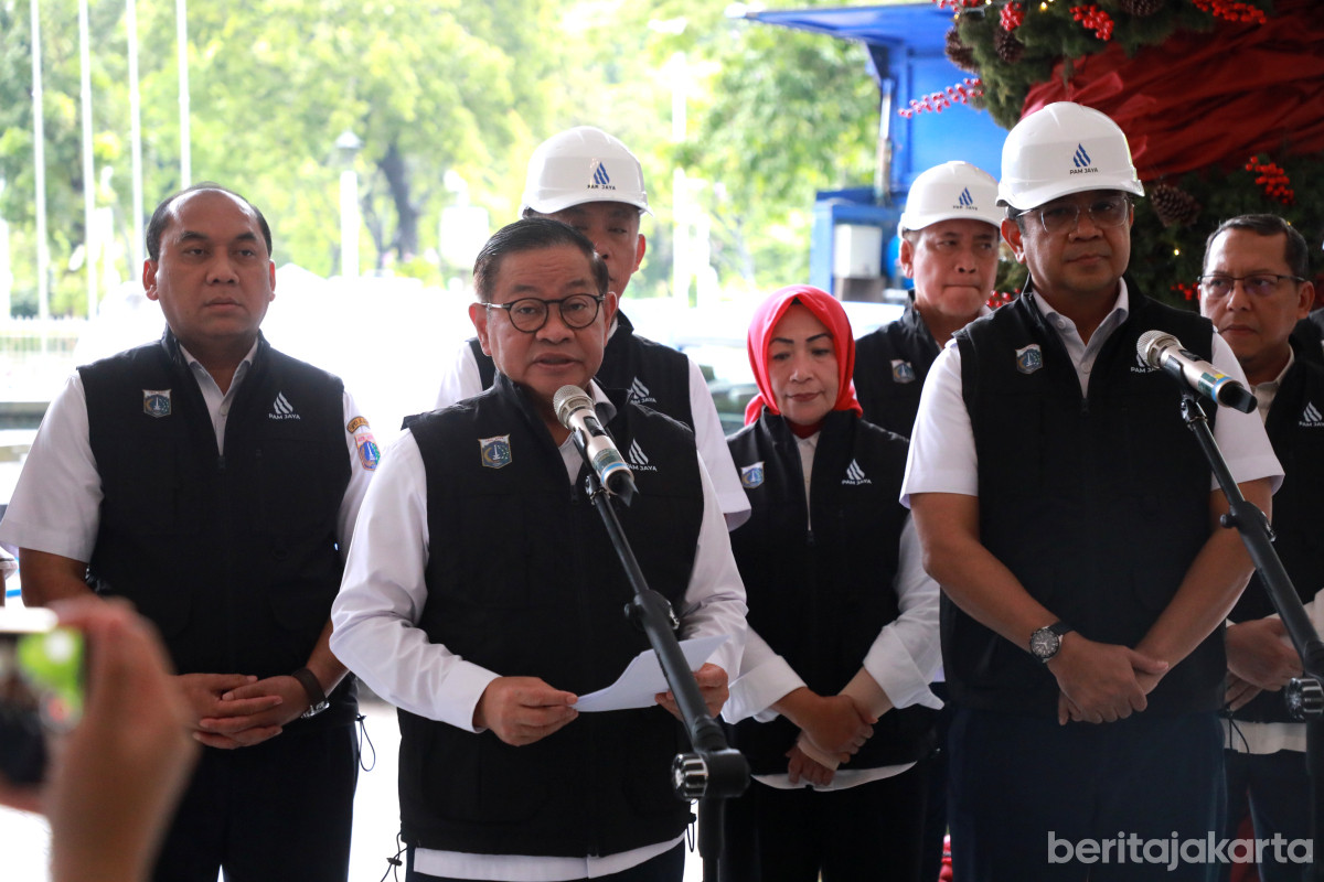 Menurut Gubernur Pramono Anung, Pemprov DKI Jakarta akan mengedepankan semangat empati bagi masyarakat terdampak bencana di Sumatera dalam perayaan pergantian malam tahun baru 2026. (Sumber Foto: beritajakarta.id)