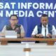 Kapusdatinkom BNPB Abdul Muhari menggelar konferensi pers di Pusat Informasi dan Media Center Komdigi di lobi Kantor Gubernur Aceh, Kota Banda Aceh, Rabu (17/12/2025). (Tangkapan layar saluran resmi BNPB di YouTube)