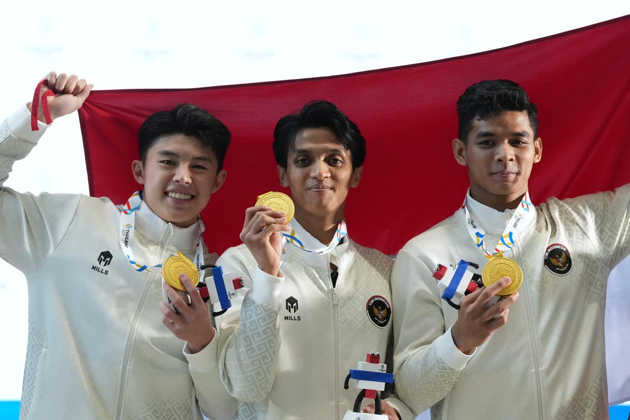 Kontingen Indonesia yang berhasil meraih medali emas di SEA Games 2025 Thailand. (Sumber Foto: Herry/kemenpora.go.id)