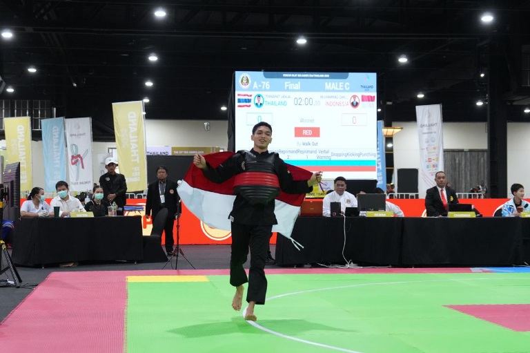 Tambahan 3 emas terakhir tim pencak silat Indonesia di SEA Games 2025 berhasil diukir dari nomor tanding. (Sumber Foto: Herry/kemenpora.go.id)