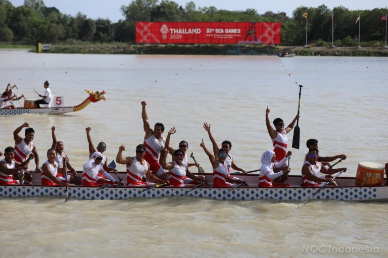 Tim Perahu Naga Indonesia di SEA Games 2025 Thailand. (Sumber Foto: NOC Indonesia/Didik)