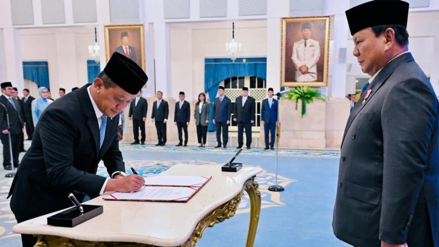 Bahlil Lahadalia dlantik sebagai Ketua Harian Dewan Energi Nasional di Istana Negara, Jakarta, pada Rabu, 28 Januari 2026. (Foto: Dok. BPMI Setpres/Laily Rachev)