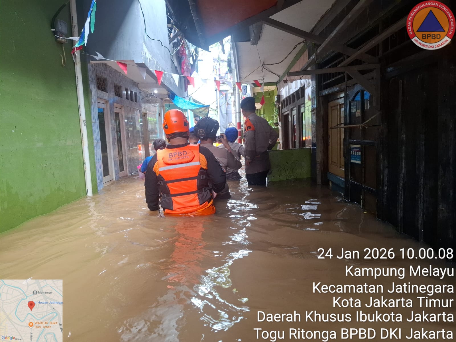 Salah satu titik banjir terparah di wilayah Kampung Melayu, Kecamatan Jatinegara, Jakarta Timur, pada Sabtu, 24 Januari 2026. (Foto: Dok. BPBD DKI Jakarta)