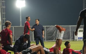 Ketua Umum PSSI Erick Thohir dan Timnas Indonesia. (Sumber Foto: pssi.org)