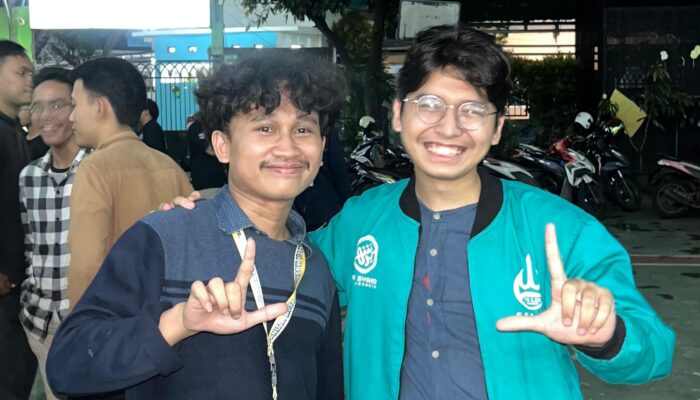 Hilmy bersama Syauqi Mubarok, Ketua Umum Lembaga Dakwah Kampus UIN Syarif Hidayatullah.