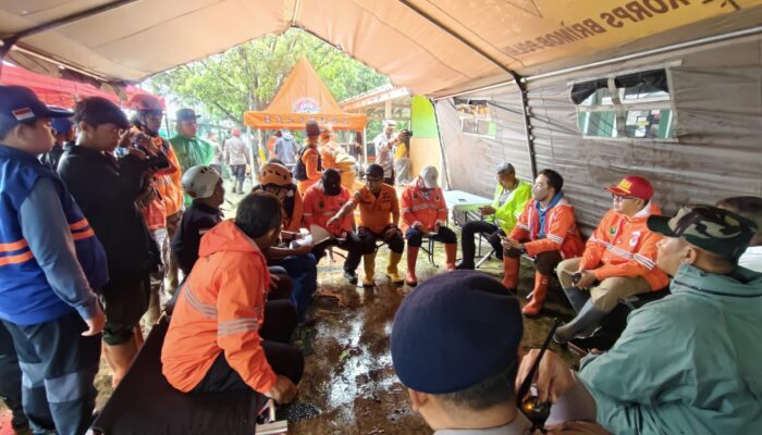 Longsor Terjang Kabupaten Bandung Barat, 8 Warga Meninggal Dunia, 82 Orang Hilang