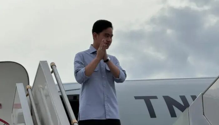 Bertolak ke Kalsel, Wapres Gibran Cek Kondisi Pengungsi Banjir di Balangan dan Banjar