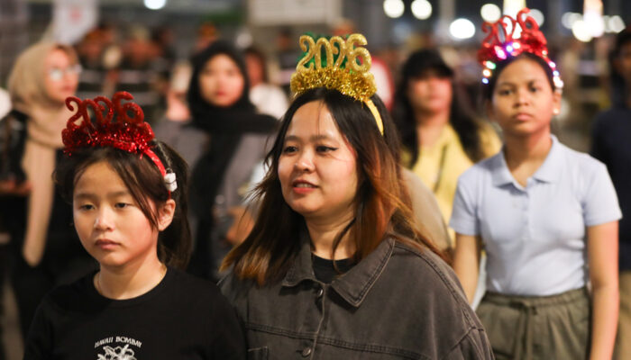 Kemeriahan Perayaan Malam Tahun Baru 2026 di Kawasan Bundaran Hotel Indonesia, Jalan M.H. Thamrin, Jakarta Pusat. (Sumber Foto: beritajakarta.id)