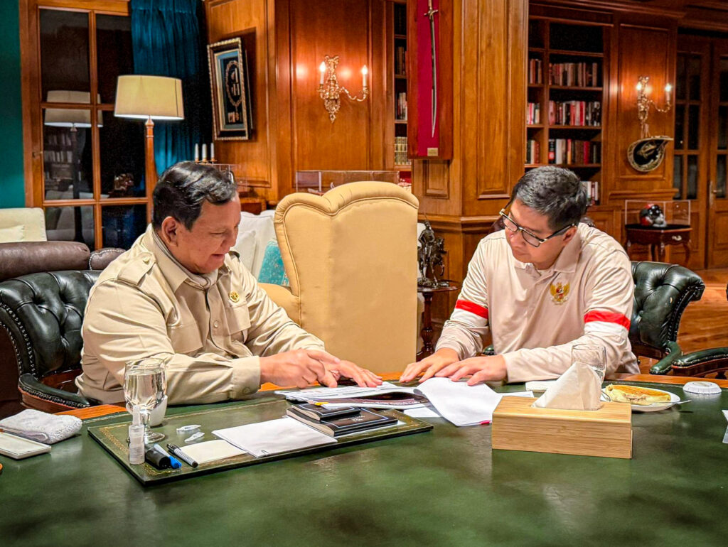 Presiden Prabowo Subianto memanggil Menteri Perumahan dan Kawasan Permukiman (PKP) Maruarar Sirait ke kediaman pribadinya di Hambalang, Bogor, Jabar, pada Kamis sore, 29 Januari 2026. (Sumber Foto: Istimewa/setkab.go.id)