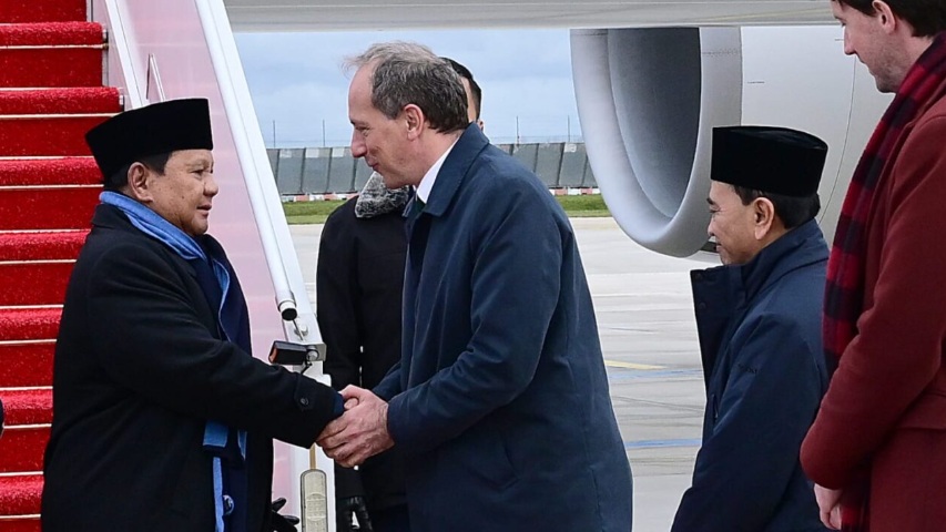 (Presiden Prabowo Subianto tiba di Bandar Udara Orly, Paris, Prancis, pada Jumat, 23 Januari 2026. (Foto: Dok. BPMI Setpres/Muchlis Jr)