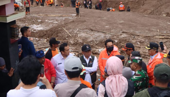 Update Longsor Cisarua Bandung Barat: Tim SAR Gabungan Temukan Total 25 Kantong Jenazah