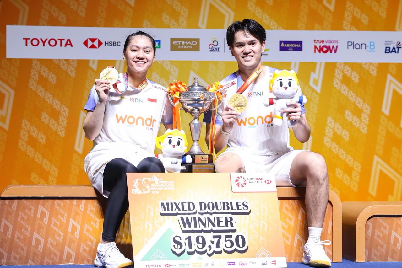 Pasangan Adnan Maulana/Indah Cahya Sari Jamil meraih juara ganda campuran di Thailand Masters 2026. (Foto: Dok. Humas PBSI)