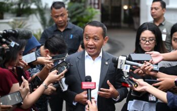 Menteri ESDM Bahlil Lahadalia menyampaikan keterangan pers usai menghadiri rapat terbatas Kabinet Merah Putih di Istana Merdeka, Jakarta, Rabu (11/02/2026). (Foto: Dok. BPMI Setpres)