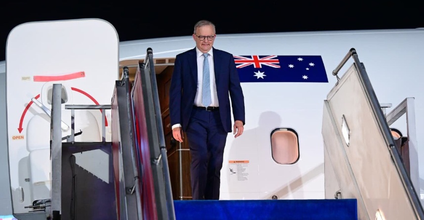PM Australia Anthony Albanese tiba di Jakarta pada Kamis malam, 5 Februari 2026, dalam rangka kunjungan kerja ke Indonesia. (Foto: Dok. BPMI Setpres/Muchlis Jr)
