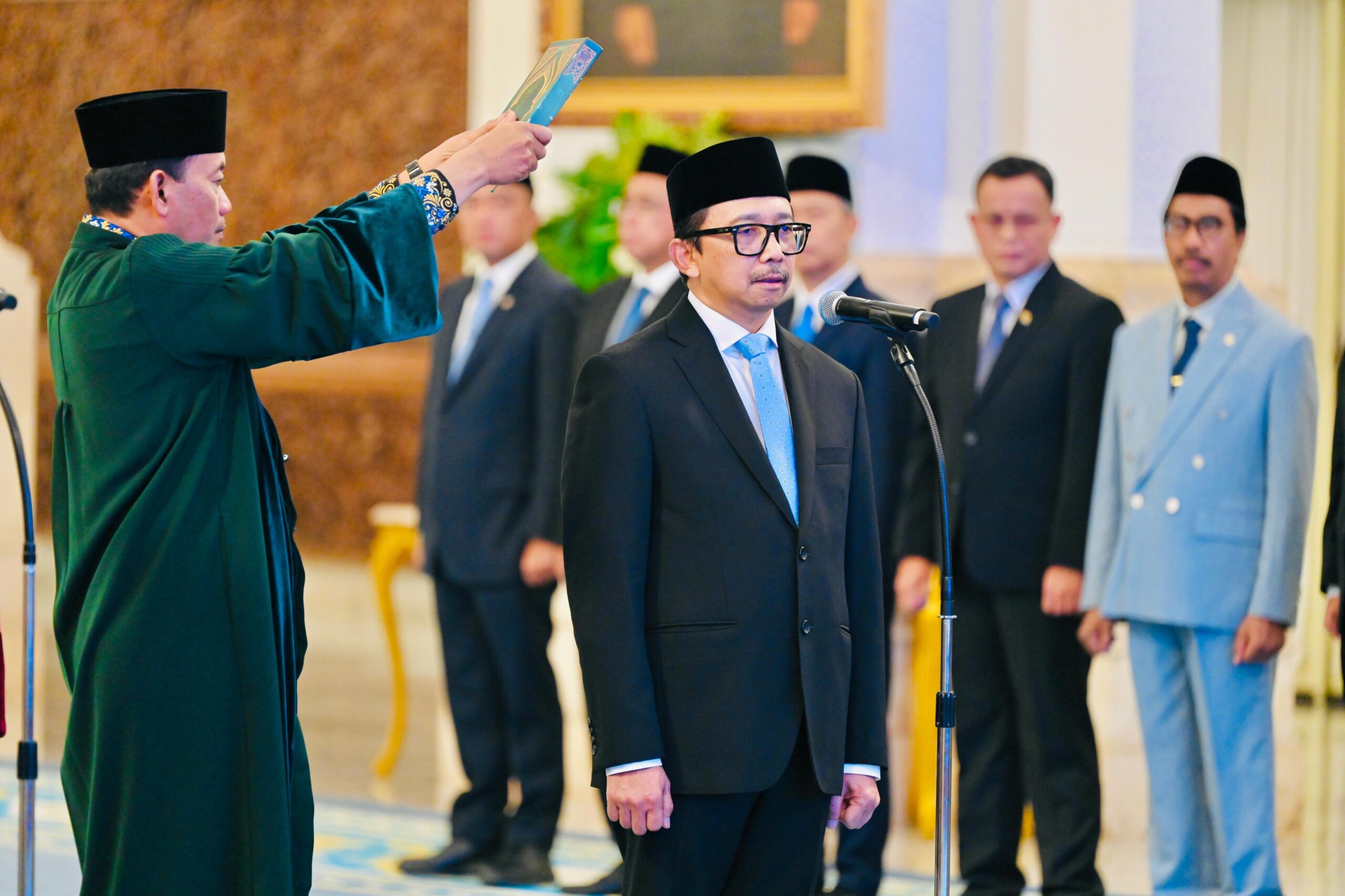 Presiden Prabowo mengambil sumpah jabatan Juda Agung selaku Wakil Menteri Keuangan di Istana Negara, Jakarta, Kamis, 5 Februari 2026. (Foto: Dok. BPMI Setpres)