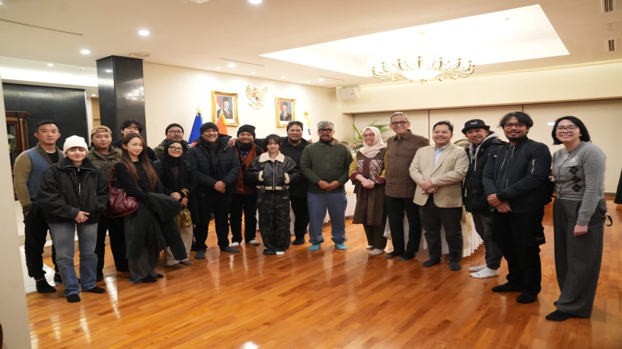 Kru dan aktor film AKDK saat di KBRI Koreal Selatan, Seol