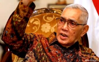 Wapres ke-6 RI Try Sutrisno. (Sumber Foto: BPMI Setpres via BPIP)