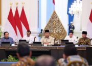 Presiden Prabowo Subianto menggelar acara silaturahmi dan diskusi bersama sejumlah tokoh nasional di Istana Merdeka, Jakarta, pada Selasa malam, 3 Maret 2026. (Foto: Dok. BPMI Setpres/Muchlis Jr)