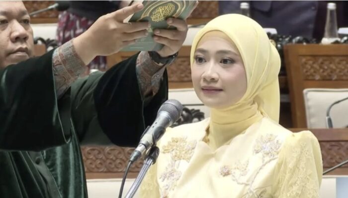 Adela Kanasya Resmi Jadi Anggota DPR Gantikan Adies Kadir yang Kini Hakim Konstitusi