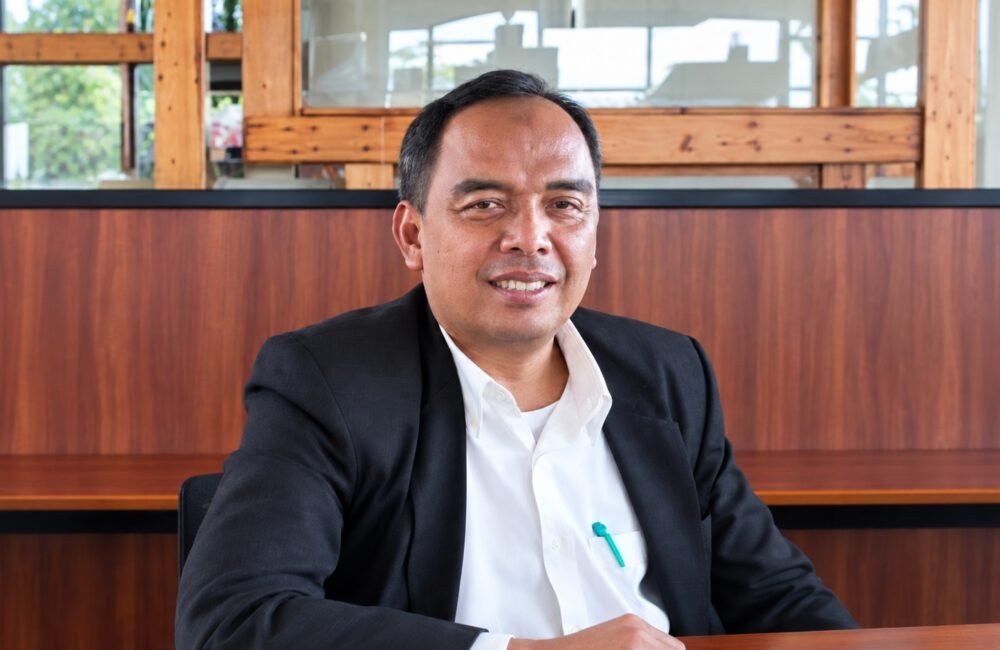 Dr. Hardiyat.,M.Pd.Praktisi Pendidikan/Wakil Ketua Bid.Kemahasiswaan STAI Nur El Ghazy Bekasi